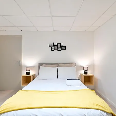 De La Tiboire - Salle De Festivites Et Salle De Jeux *