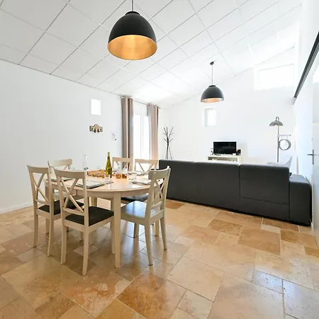 Dom wakacyjny De La Tiboire - Salle De Festivites Et Salle De Jeux *