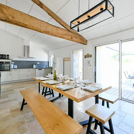 De La Tiboire - Salle De Festivites Et Salle De Jeux * Sevremoine