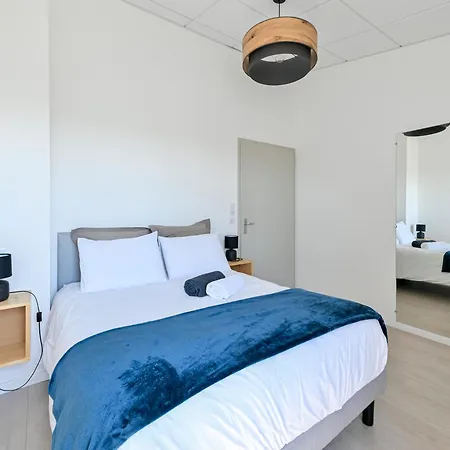 De La Tiboire - Salle De Festivites Et Salle De Jeux Semesterbostad