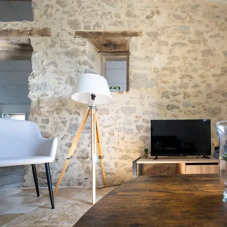 De La Tiboire - Salle De Festivites Et Salle De Jeux Sevremoine