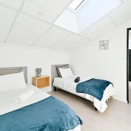 De La Tiboire - Salle De Festivites Et Salle De Jeux * Sevremoine