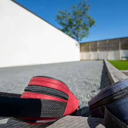 De La Tiboire - Salle De Festivites Et Salle De Jeux