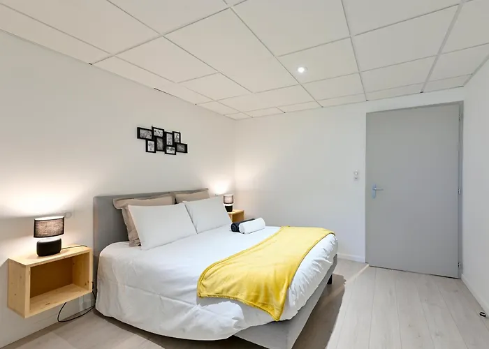 De La Tiboire - Salle De Festivites Et Salle De Jeux بيت للعطل *