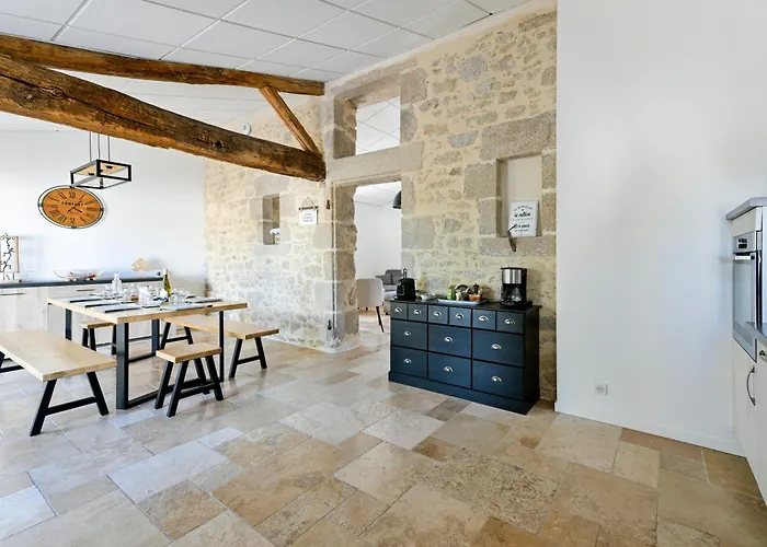 De La Tiboire - Salle De Festivites Et Salle De Jeux Sevremoine