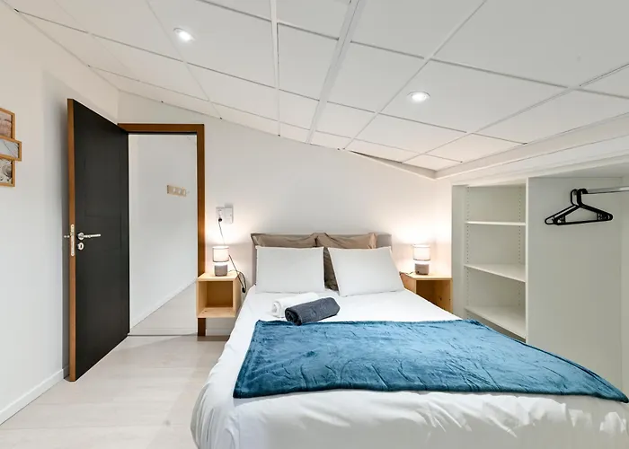 De La Tiboire - Salle De Festivites Et Salle De Jeux * Sevremoine