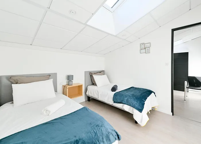 De La Tiboire - Salle De Festivites Et Salle De Jeux * Sevremoine