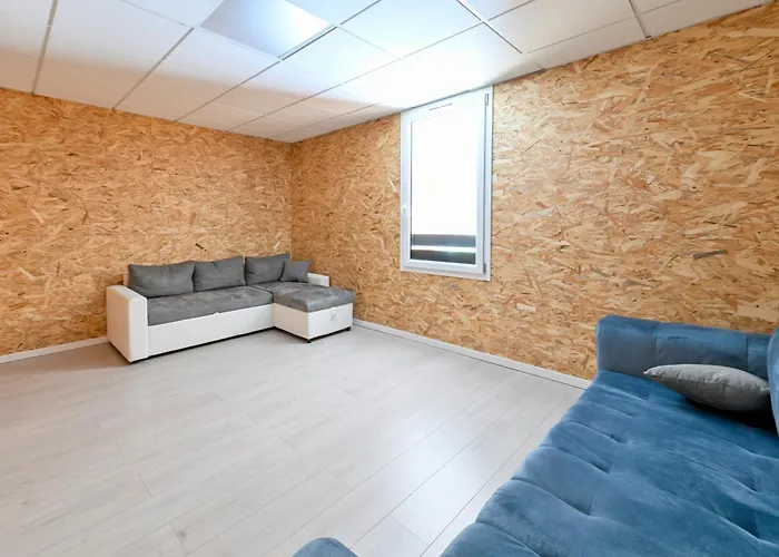 De La Tiboire - Salle De Festivites Et Salle De Jeux بيت للعطل *