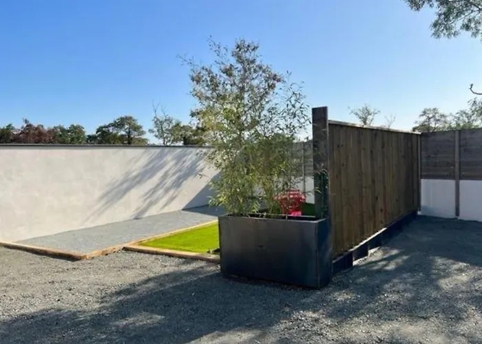 بيت للعطل De La Tiboire - Salle De Festivites Et Salle De Jeux *