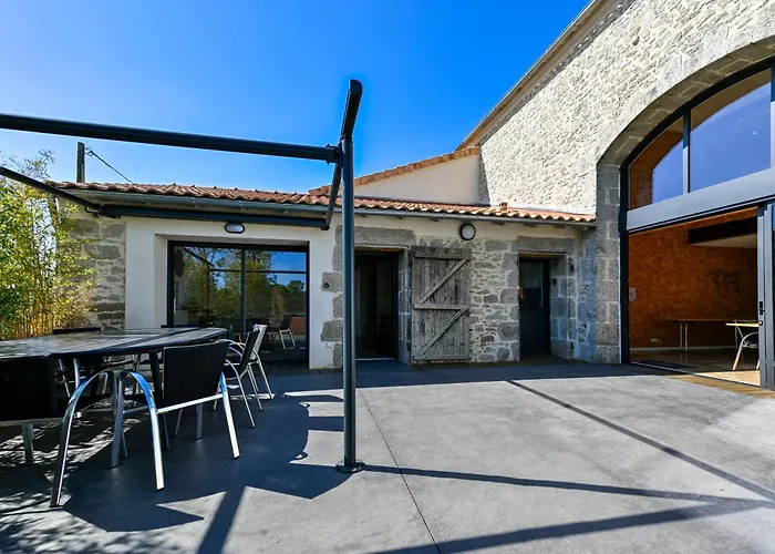 بيت للعطل De La Tiboire - Salle De Festivites Et Salle De Jeux