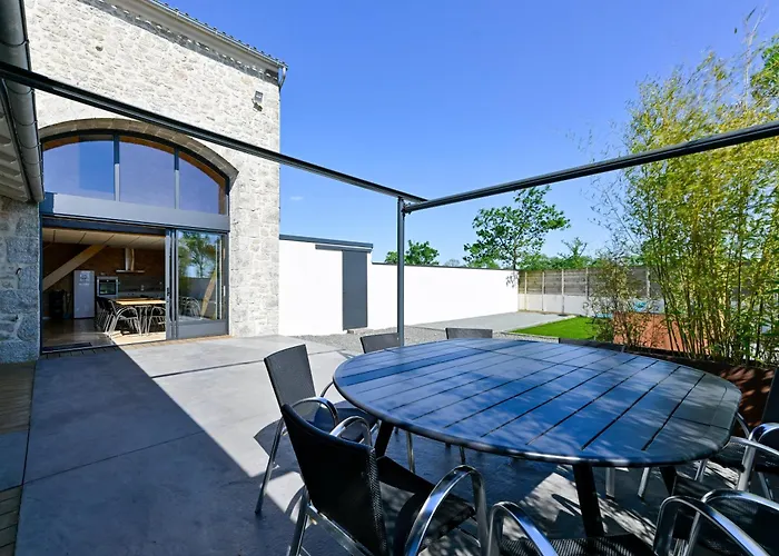 De La Tiboire - Salle De Festivites Et Salle De Jeux بيت للعطل *