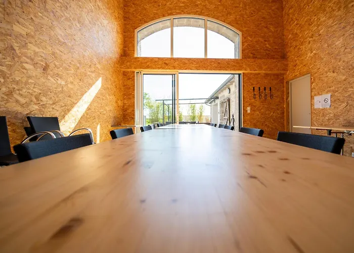 De La Tiboire - Salle De Festivites Et Salle De Jeux *