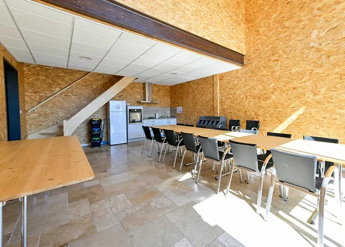 De La Tiboire - Salle De Festivites Et Salle De Jeux * Sevremoine